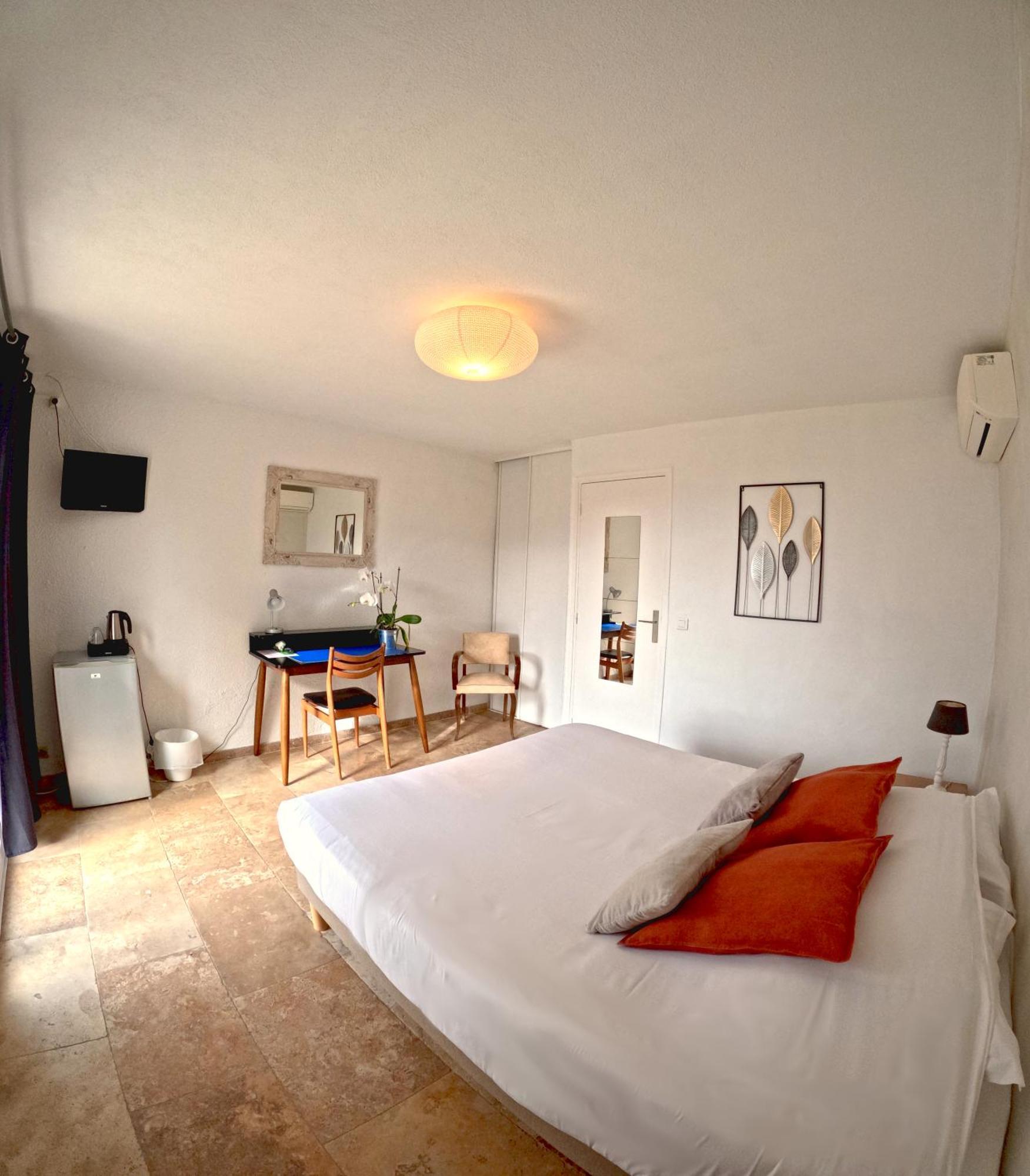 לה לבאנדו Azur Hotel מראה חיצוני תמונה